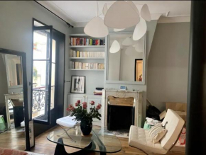 Heart of marais calm and charming NEW